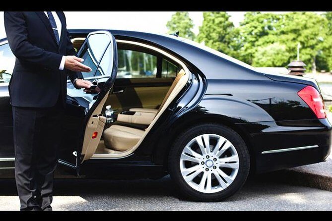 Private Transfer from Naples to Sorrento - Timing Matters: Flights, Trains, Marathons, and Strikes