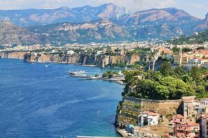 Private Transfer from Sorrento to Naples Airport or Station - The drive to Naples Airport or Naples Station: comfort, traffic, and buffers