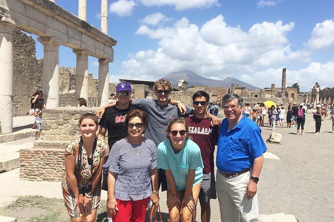 Skip the Line Guided Tour of Pompeii led by an Archaeologist - The 2-hour route: Pompeii’s best-known stops, paced for walking