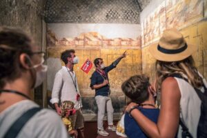 Skip-the-Line Pompeii & Mt. Vesuvius Day Trip from Naples - Inside Pompeii: the stops that actually make sense