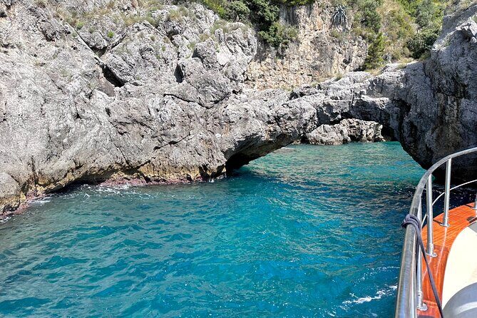 Small Group Amalfi Coast Boat Day Tour from Positano - La Gavitella Lunch Stop: Sea-View Food Add-On (With Mixed Expectations)