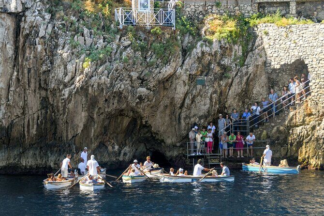 Small Group Tour from Sorrento to Blue Grotto, Anacapri and Capri - Capri center (Piazzetta): free time with structure, not chaos