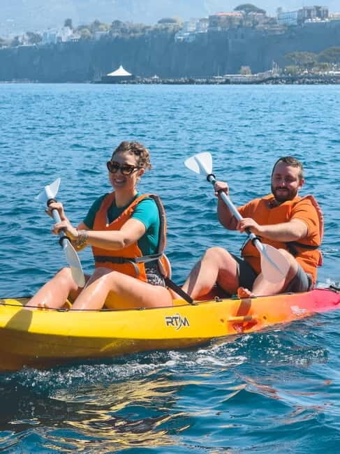Sorrento: kayak small group tour to Bagni Regina Giovanna - The Paddle Segment: Cozy Coastal Views and Guide Stories