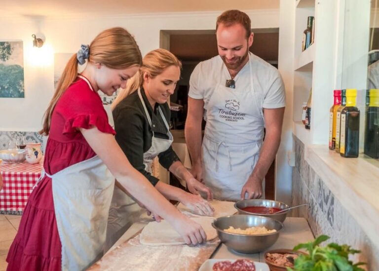 Sorrento: Pizza Making Course - From Your Door to the Restaurant: Pickup That Actually Works