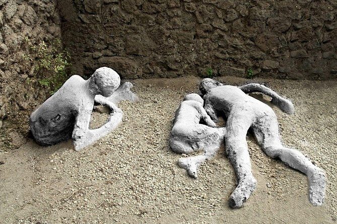 Stories of Pompeii: Small Group tour with archeology expert guide - Where this fits best: who should book it