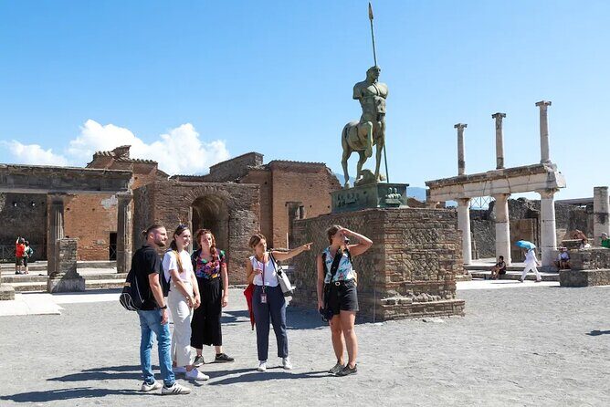 Stories of Pompeii: Small Group tour with archeology expert guide - What’s included vs. what you’ll need to plan