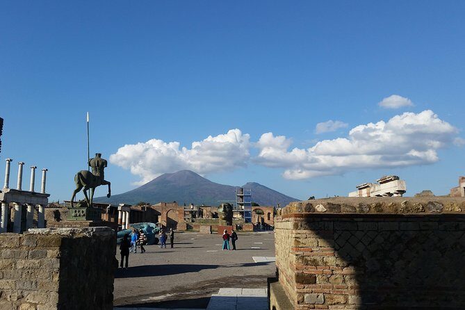 Tour in the ruins of Pompeii with an archaeologist - Your 2.5-hour plan: start at Via Villa dei Misteri, end at Foro di Pompei