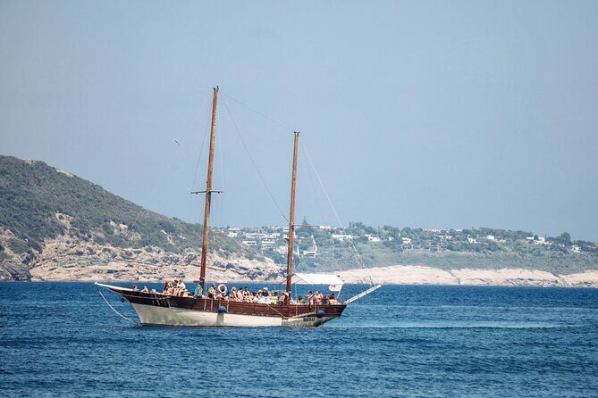 Tour of the island of Ischia in schooner - Lunch at sea: what you eat and why it matters on a boat day