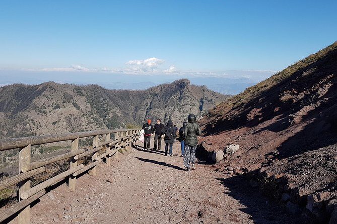 Vesuvius: Half Day Trip from Naples - Guide time: what the included park volcanology staff actually does